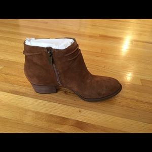 NWT Jessica Simpson suede booties